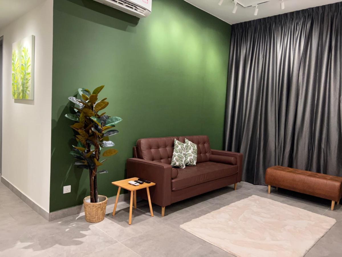 Pangsapuri Millerz Square 3 Bedroom Near Old Klang Road Mid Valley Beautiful Night View