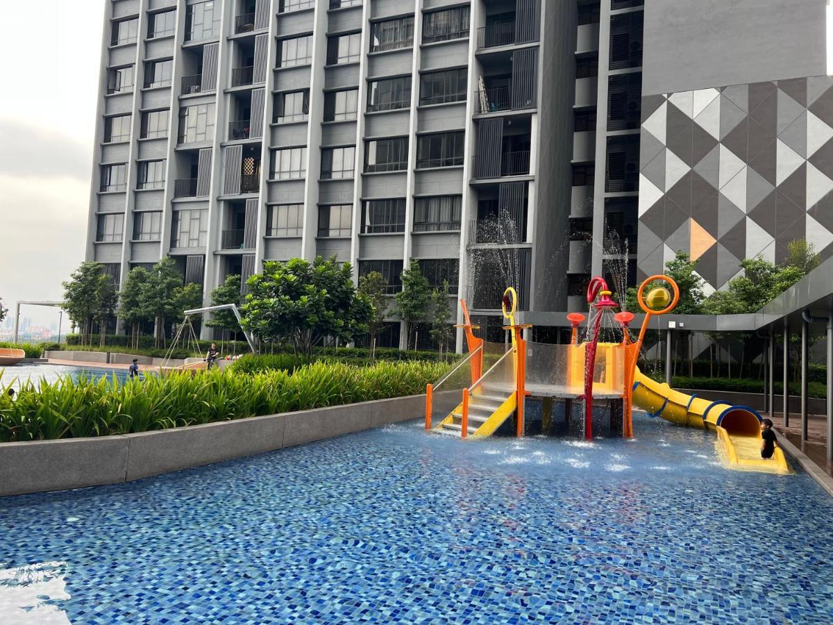 Millerz Square 3 Bedroom Near Old Klang Road Mid Valley Beautiful Night View Pangsapuri *