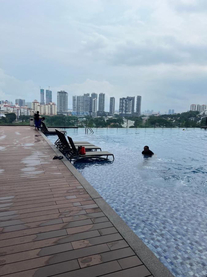 Millerz Square 3 Bedroom Near Old Klang Road Mid Valley Beautiful Night View Pangsapuri *