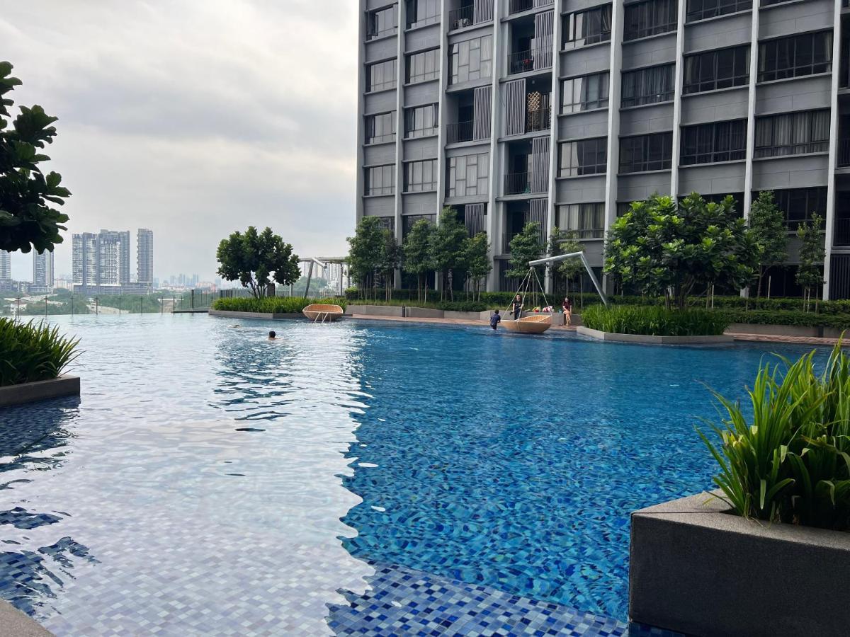 Millerz Square 3 Bedroom Near Old Klang Road Mid Valley Beautiful Night View *