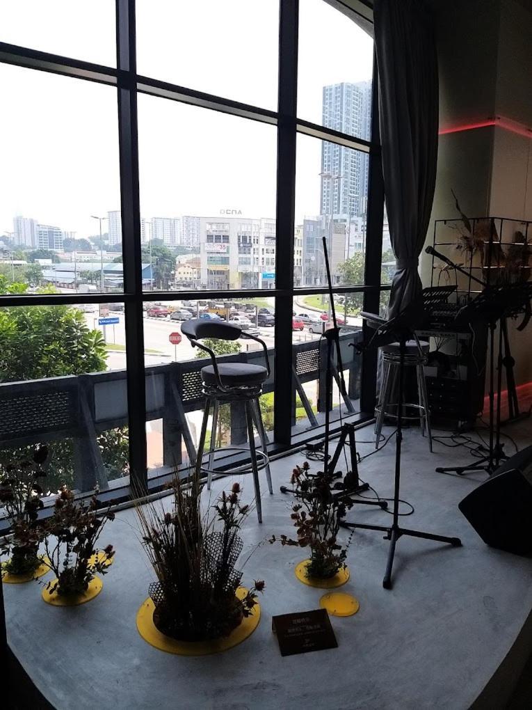Pangsapuri Millerz Square 3 Bedroom Near Old Klang Road Mid Valley Beautiful Night View